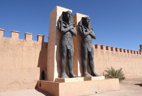 travel events and logistics Marrakech Ouarzazate voyage aux portes du désert
